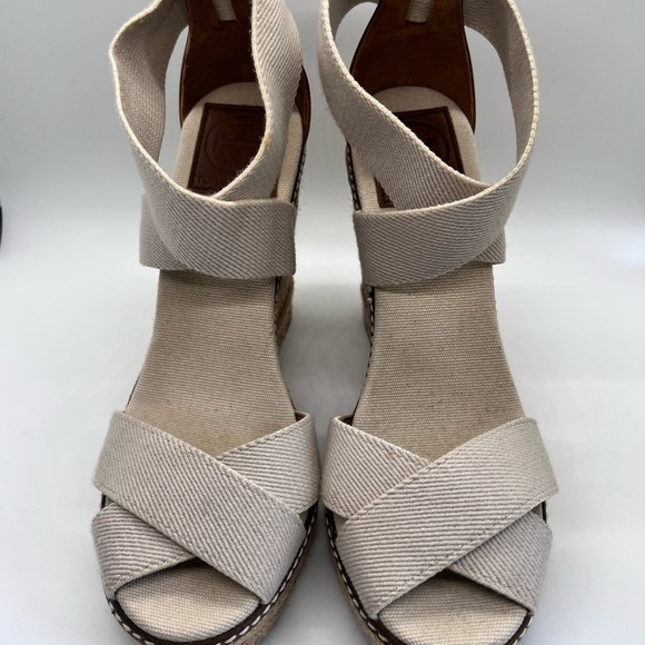 PRE-OWNED Tory Burch Nat. Adonis Crisscross Esp. Wedge Sandals Sz 7B - Picture 2 of 10